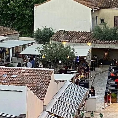 Apartmán T3 Avec Terrasse Au Coeur De Portovecchio