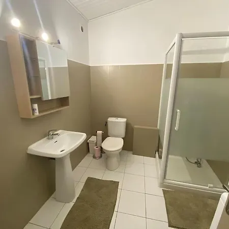 Apartmán T3 Avec Terrasse Au Coeur De Portovecchio *