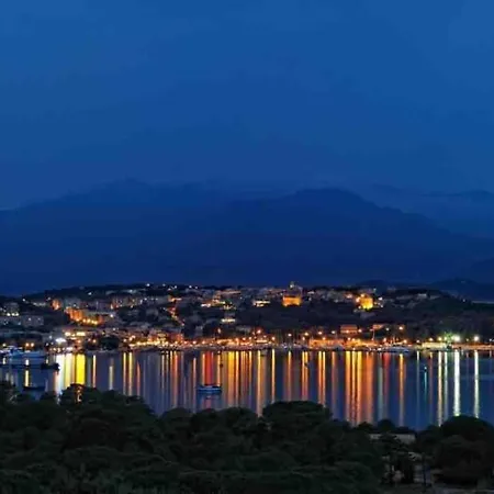 T3 Avec Terrasse Au Coeur De Portovecchio Apartmán