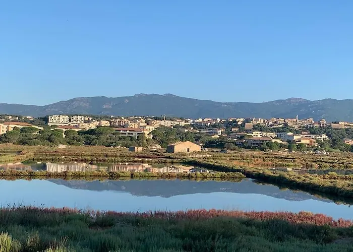 Apartmán T3 Avec Terrasse Au Coeur De Portovecchio Porto-Vecchio (Corsica)